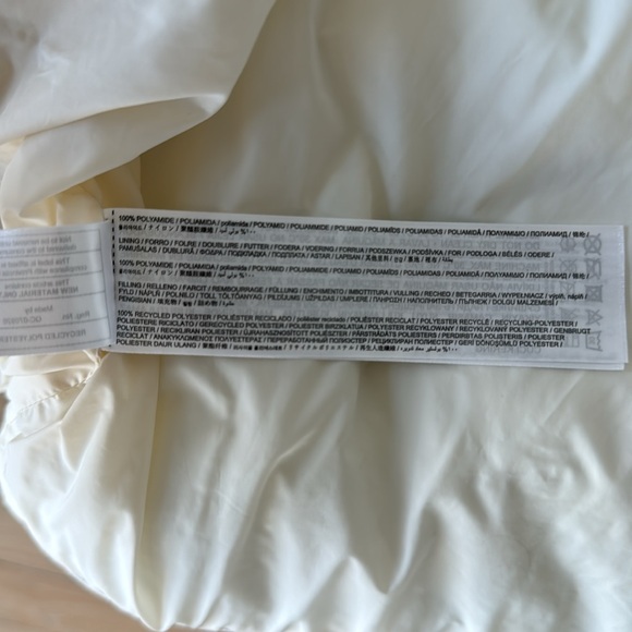 Mango women’s puffer coat size small in white - Picture 4 of 5